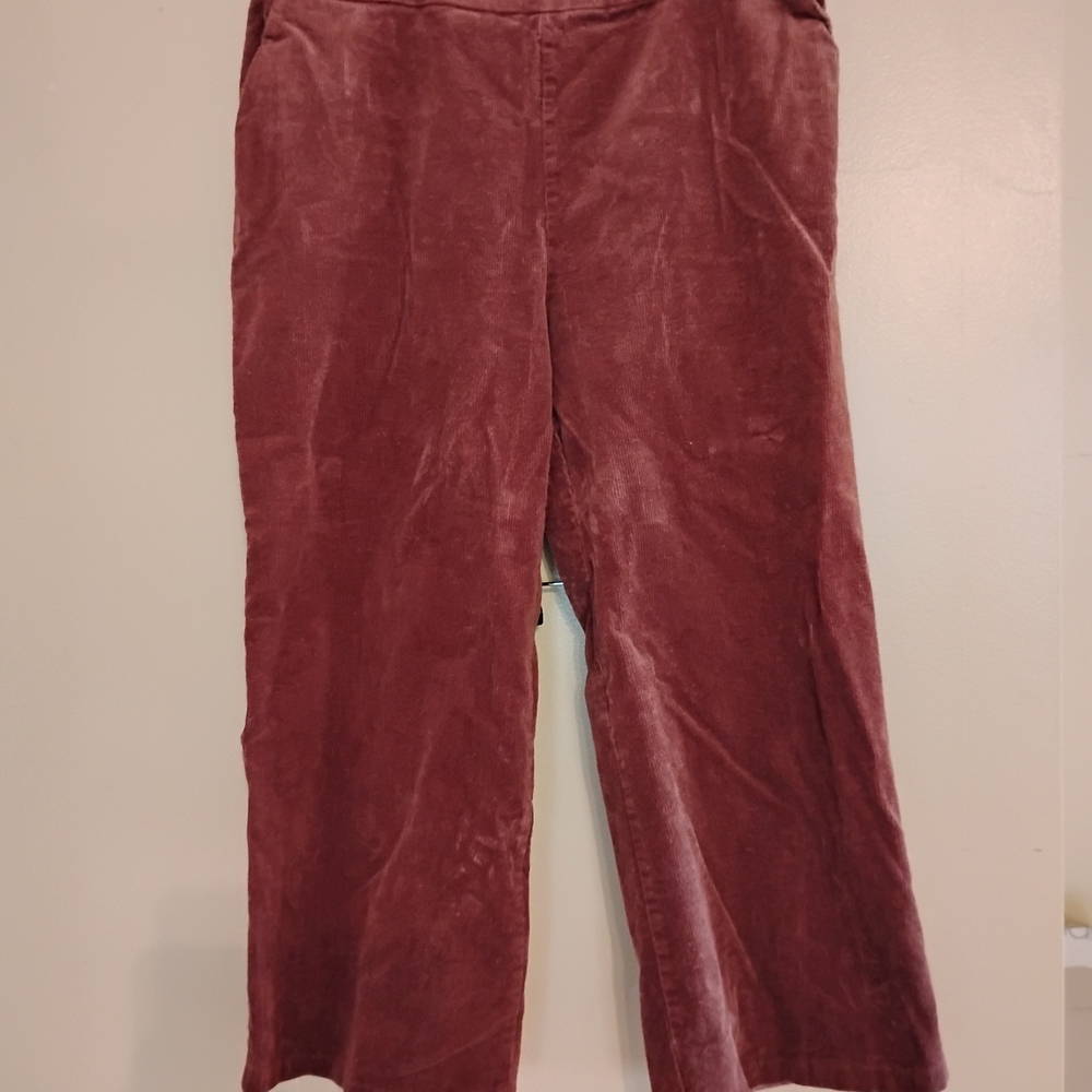 Women's Wide-Leg Velvet Capri in Dusty Rose